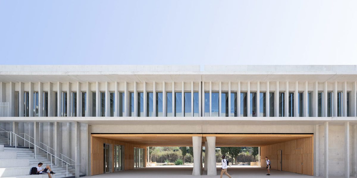 1.-lycee-chateaurenard-md-13-1200x960